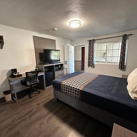Sands Motel Ливермор Экстерьер фото