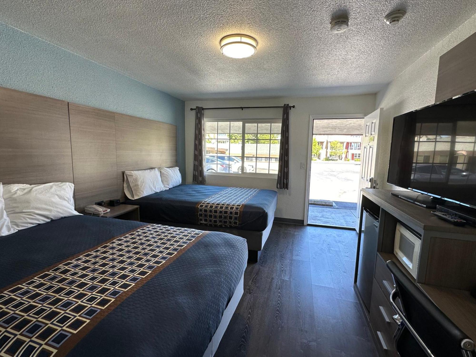 Sands Motel Ливермор Экстерьер фото