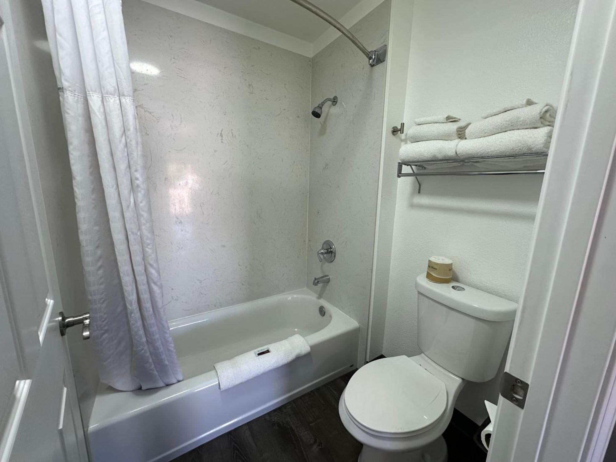 Sands Motel Ливермор Экстерьер фото